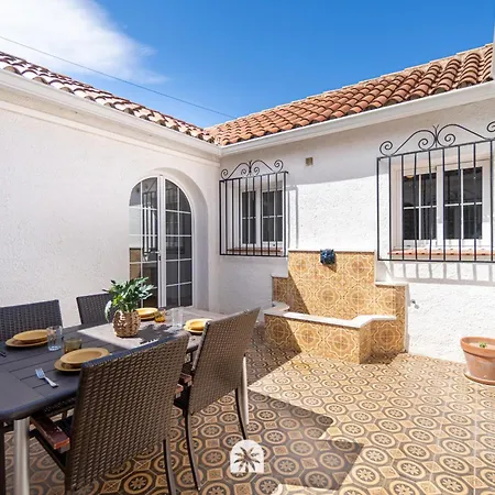 Mediterranean - El Patio Apartmán