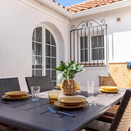 Mediterranean - El Patio Apartmán *